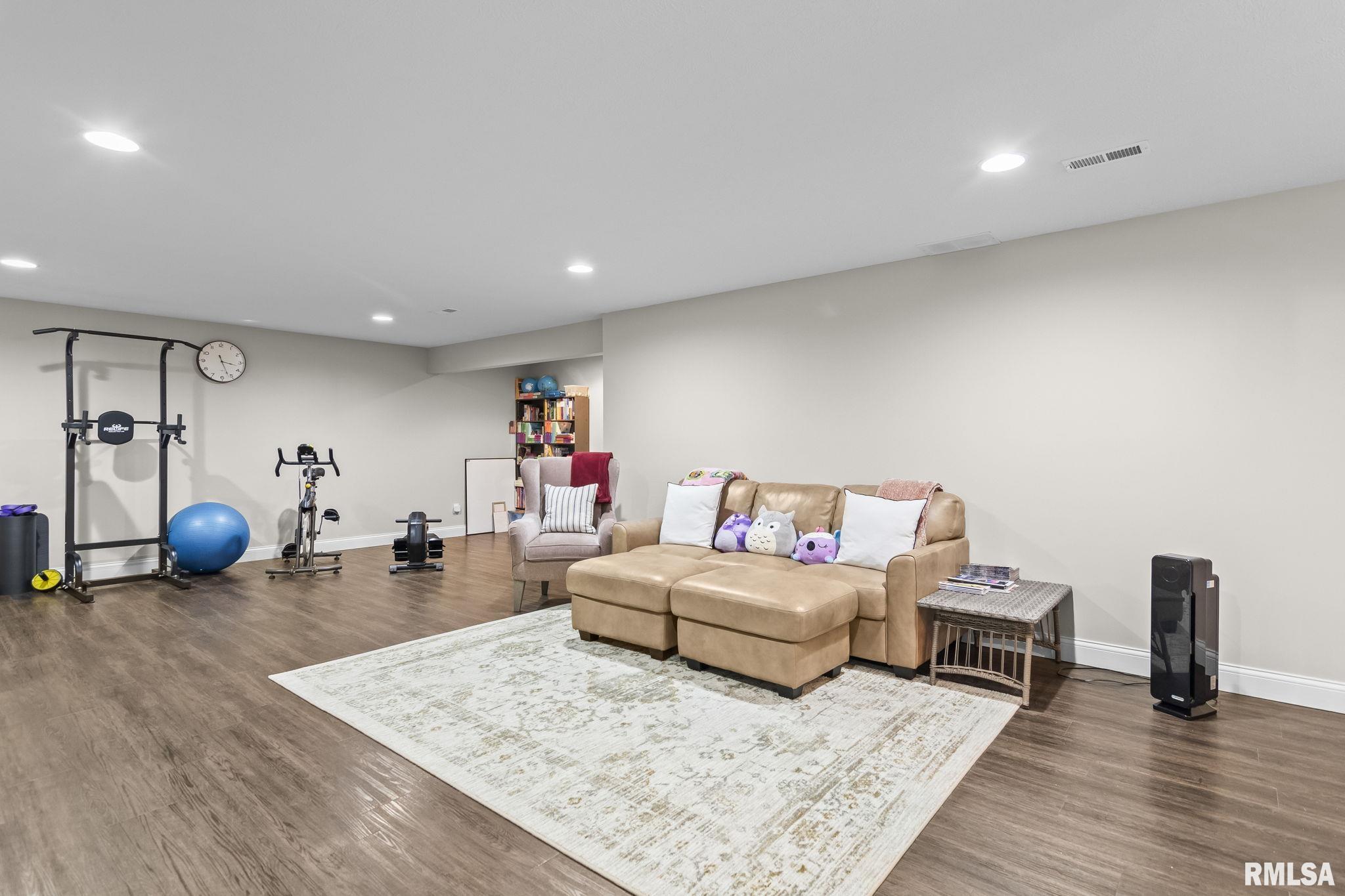 2705 Johnathan Place Springfield, IL 62711 - Photo 30 of 45 Gallery Image 30