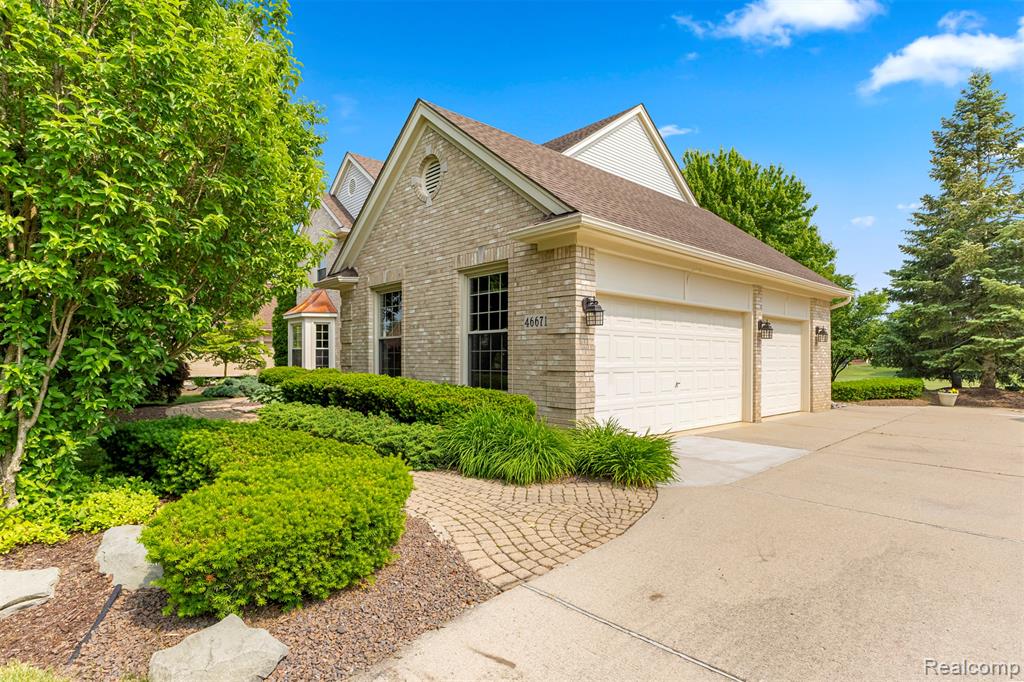 46671 Mornington Road Canton, MI 48188 - Photo 63 of 76 Gallery Image 63