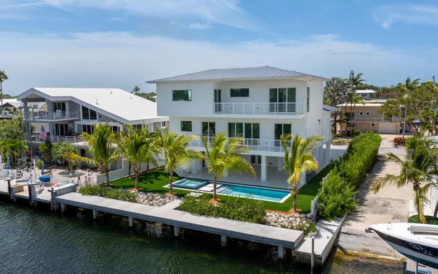 $6,250,000 | 206 Plantation Avenue, Tavernier, FL 33070