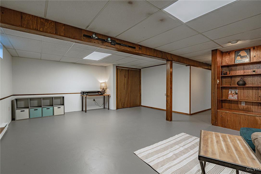 4396 Jay Street Whitehall, PA 18052 - Photo 19 of 28