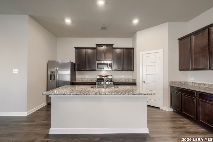 10583 Penelope Way Converse, TX 78109 - Photo 11 of 27