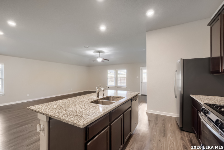 10583 Penelope Way Converse, TX 78109 - Photo 12 of 27