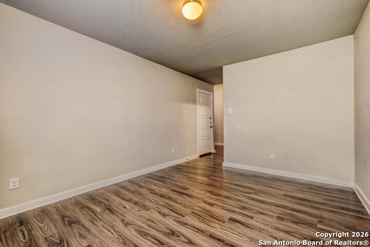10583 Penelope Way Converse, TX 78109 - Photo 4 of 26 a view of an empty room