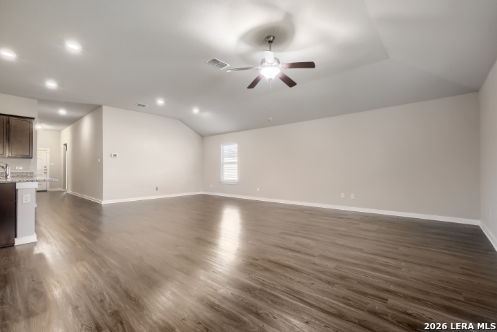 10583 Penelope Way Converse, TX 78109 - Photo 7 of 27