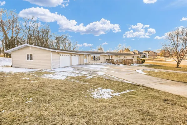 $254,000 | 143 Choctaw Trail, Loda, IL 60948