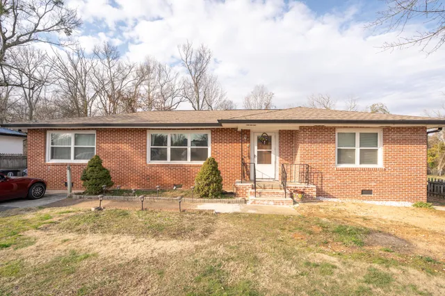 $239,900 | 911 Altamaha Street, Chattanooga, TN 37412