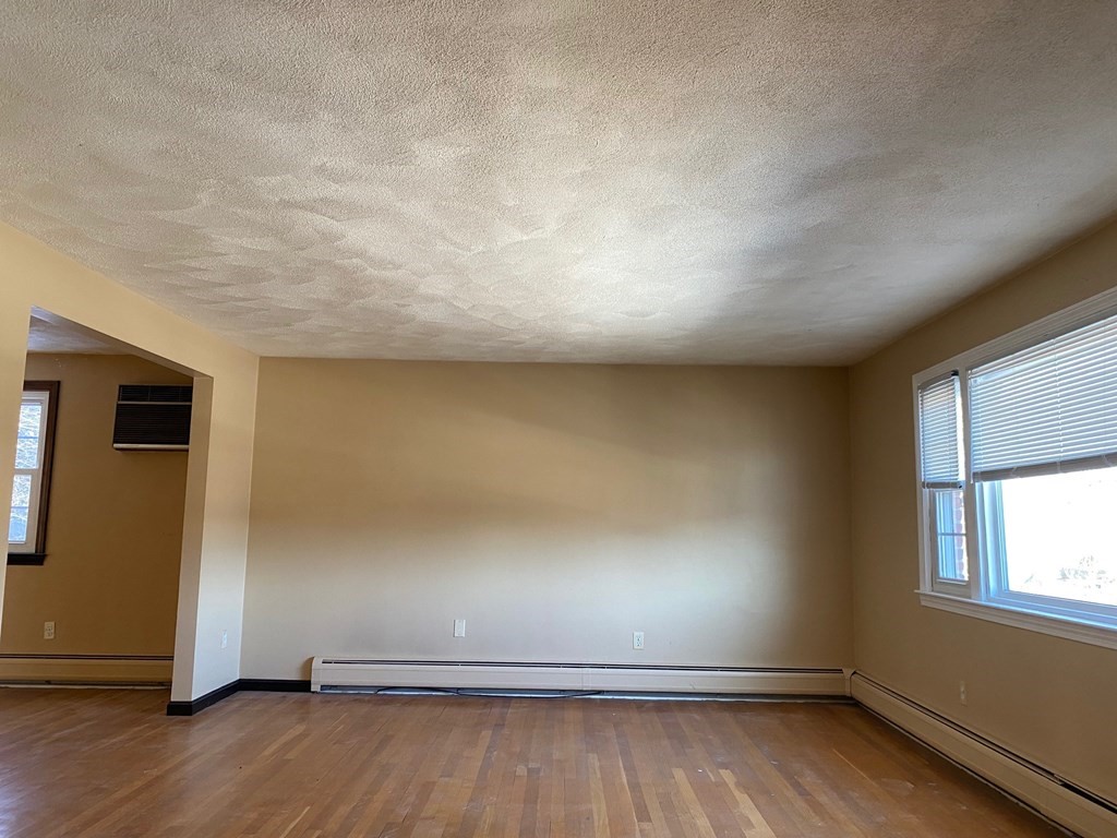 24 Juniper Drive Saugus, MA 01906 - Photo 2 of 13