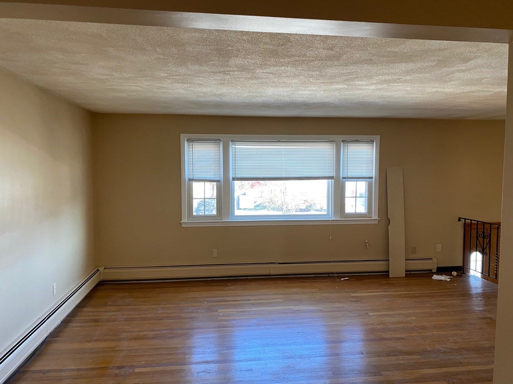 24 Juniper Drive Saugus, MA 01906 - Photo 8 of 13