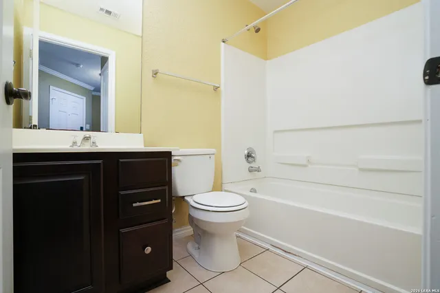 $1,675 | 631 Sanderling, San Antonio, TX 78245