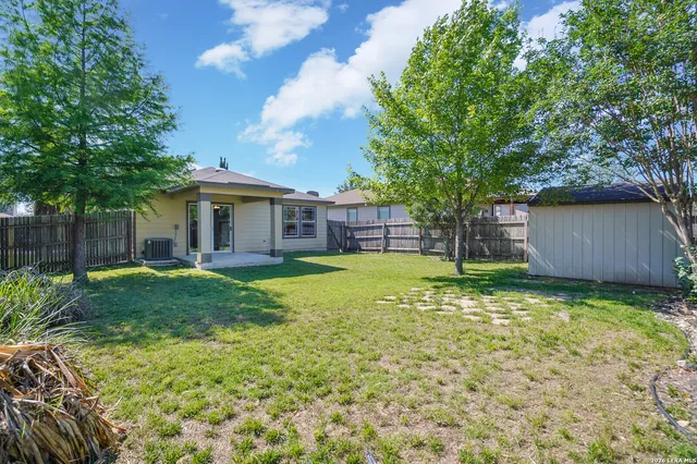 $1,675 | 631 Sanderling, San Antonio, TX 78245