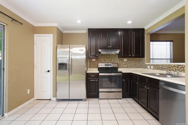 $1,675 | 631 Sanderling, San Antonio, TX 78245