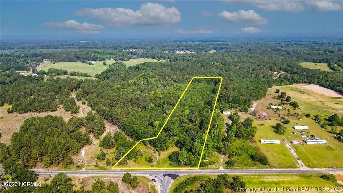 3752 Mckinnon Road Fayetteville, NC 28312 - Photo 3 of 10