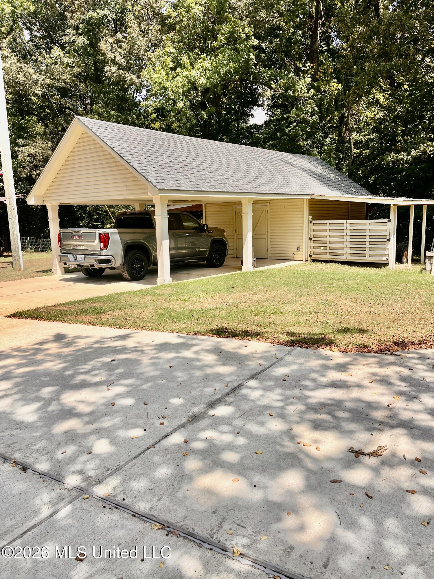5560 Poplar Corner Road Walls, MS 38680 - Photo 9 of 37 IMG_0170
