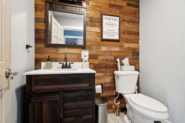 $575,000 | 11 Turnpike Road, Grafton, NH 03240