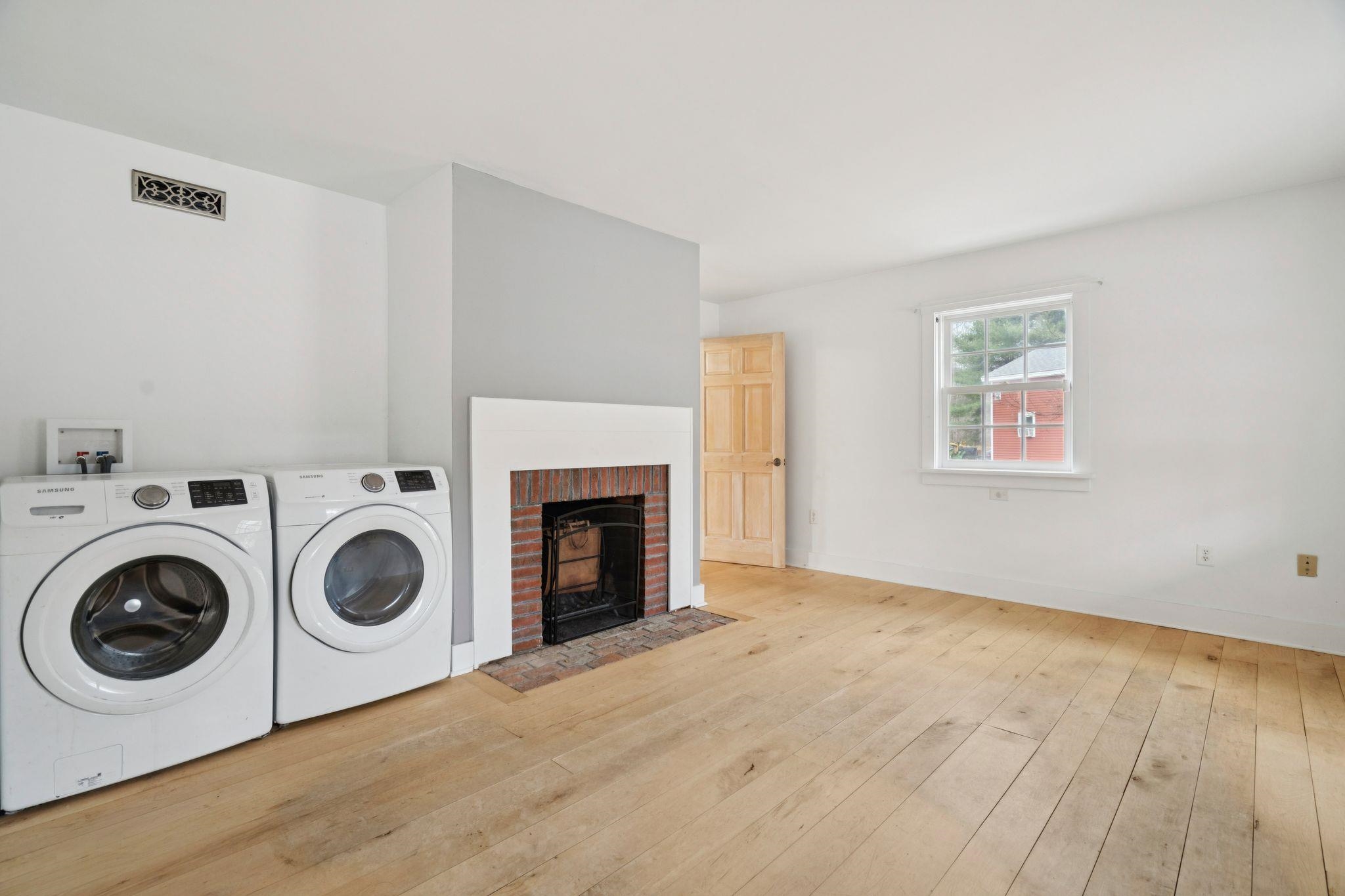 11 Turnpike Road Grafton, NH 03240 - Photo 28 of 40