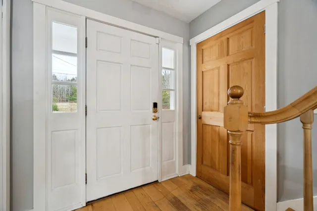 $575,000 | 11 Turnpike Road, Grafton, NH 03240