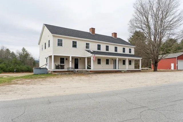 $575,000 | 11 Turnpike Road, Grafton, NH 03240