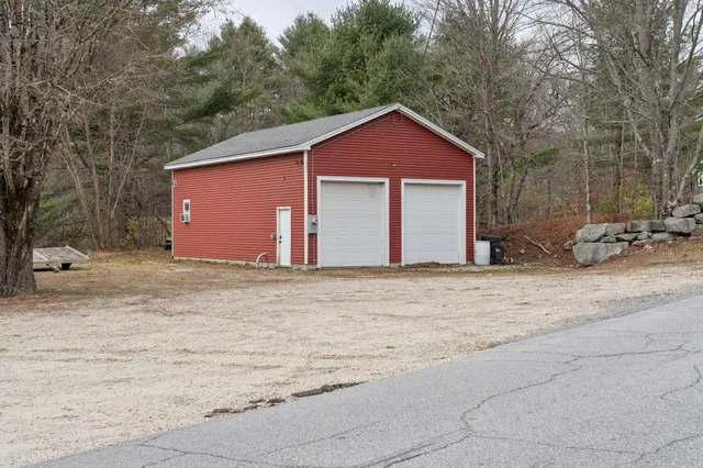 $575,000 | 11 Turnpike Road, Grafton, NH 03240