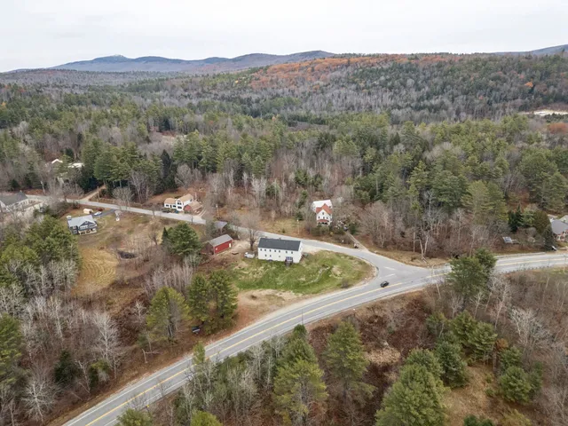 $575,000 | 11 Turnpike Road, Grafton, NH 03240