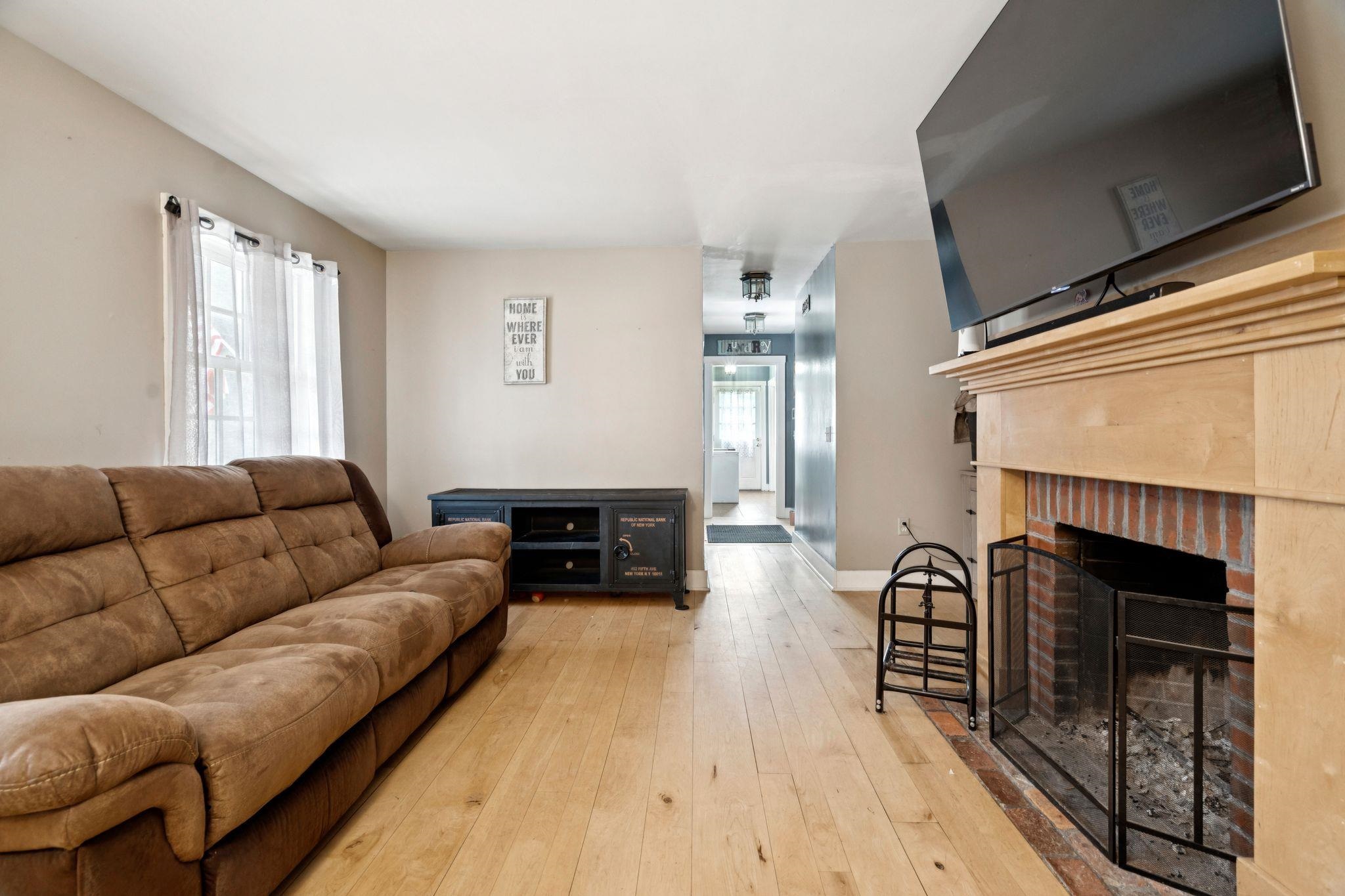 11 Turnpike Road Grafton, NH 03240 - Photo 8 of 40