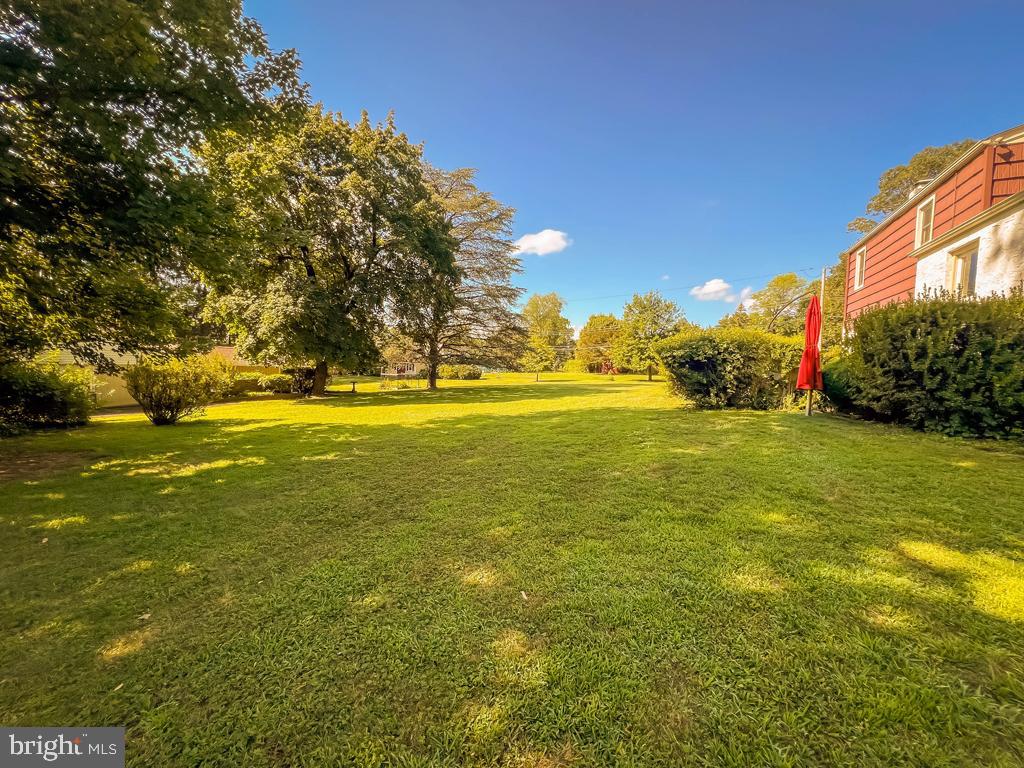 4643 Lerch Road Bensalem, PA 19020 - Photo 42 of 69 a view of an ocean yard