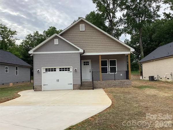 $285,000 | 2540 Jake Alexander Boulevard South, Salisbury, NC 28146