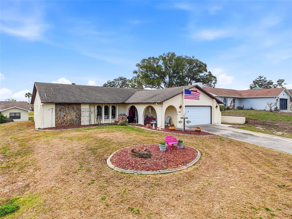 9030 Hernando Way Weeki Wachee, FL 34613 - Photo 4 of 67