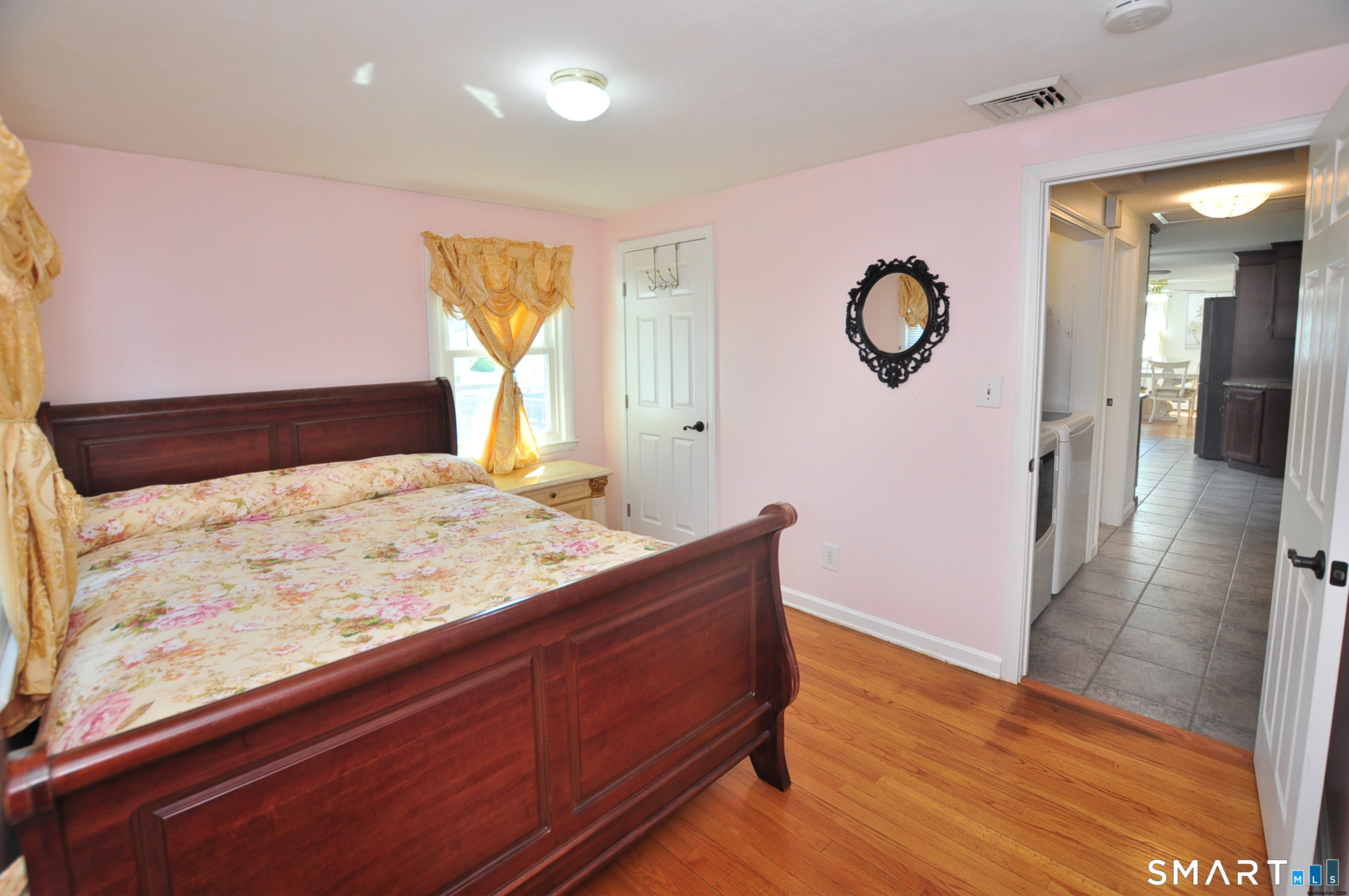 234 South Elm Street Windsor Locks, CT 06096 - Photo 19 of 33 a living room with wooden floor
