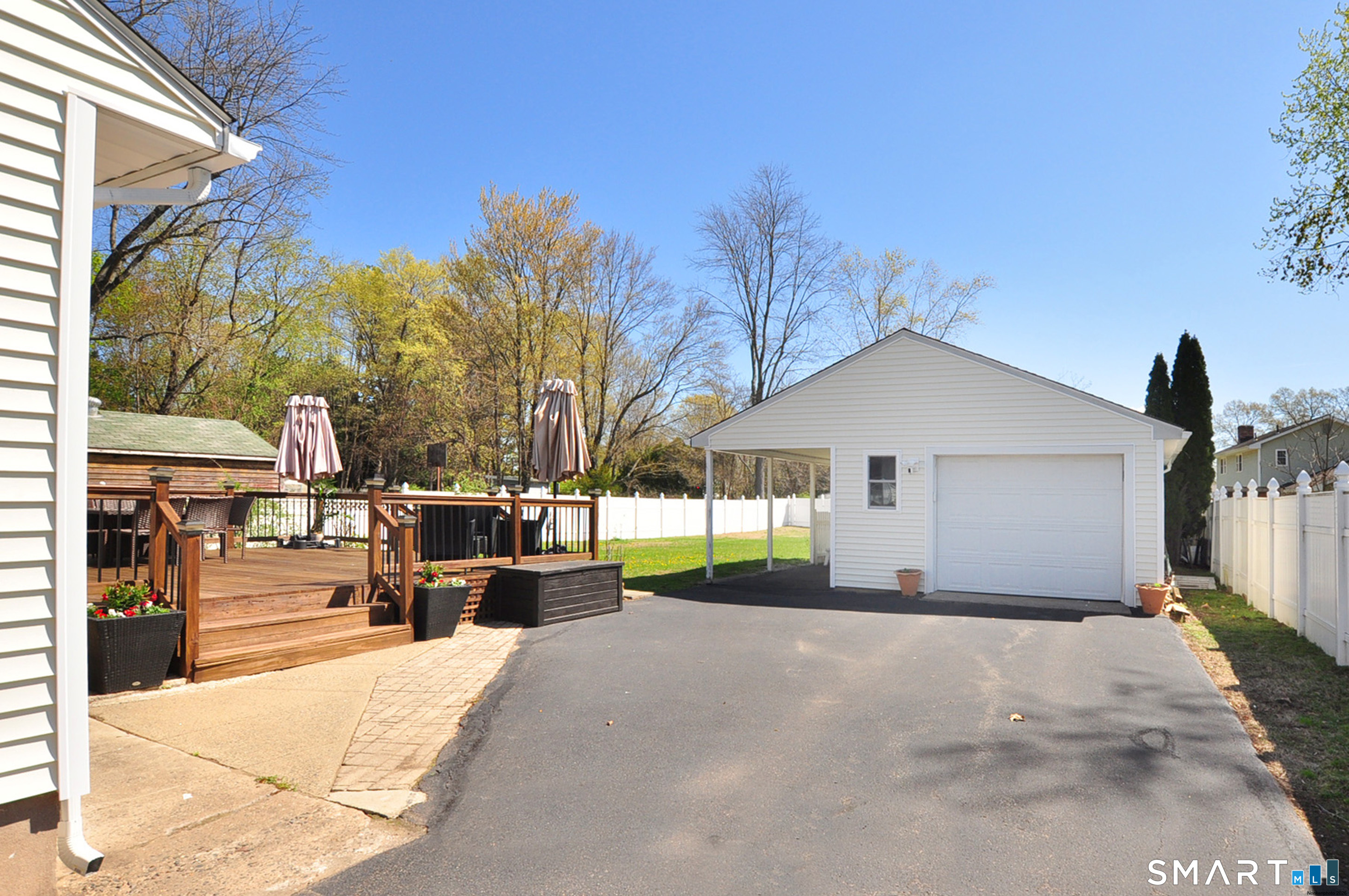 234 South Elm Street Windsor Locks, CT 06096 - Photo 4 of 33 a view of a house with a yard