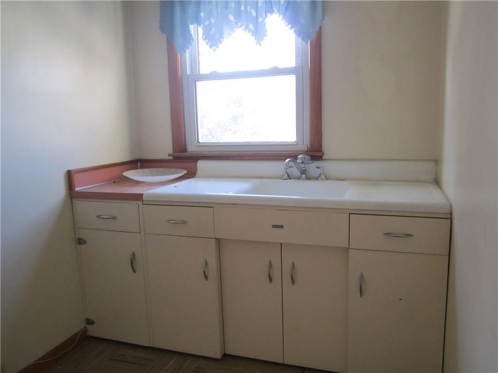 76 Congress Street Millinocket, ME 04462 - Photo 8 of 29 Photo