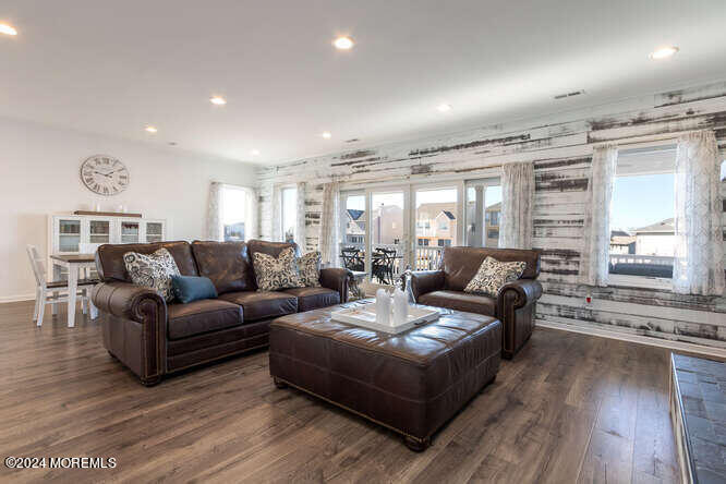 90 Rochester Drive Brick, NJ 08723 - Photo 13 of 52 Living Room