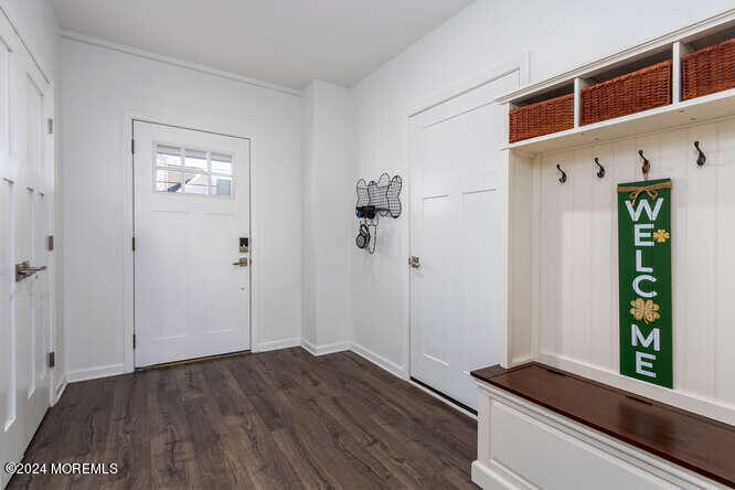 90 Rochester Drive Brick, NJ 08723 - Photo 2 of 52 Level 1 Entry