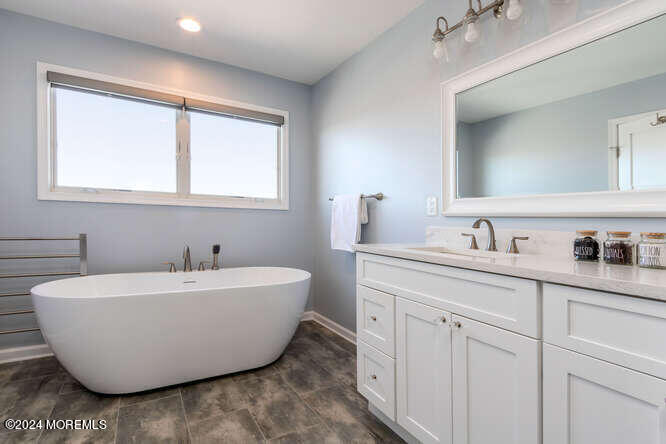 90 Rochester Drive Brick, NJ 08723 - Photo 25 of 52 Primary Bath