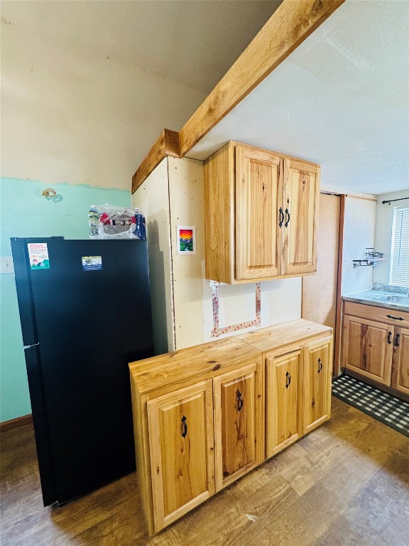 2071 Camp Seale Road Livingston, TX 77351 - Photo 14 of 28 a kitchen with stainless steel appliances a refrigerator and a stove