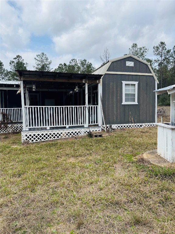 2071 Camp Seale Road Livingston, TX 77351 - Photo 5 of 28 a view of a house with a yard