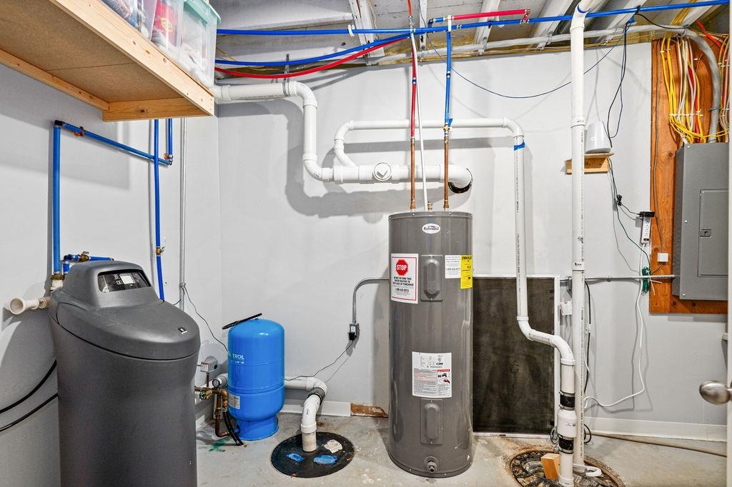 29 Hillside Road Esko, MN 55733 - Photo 25 of 34