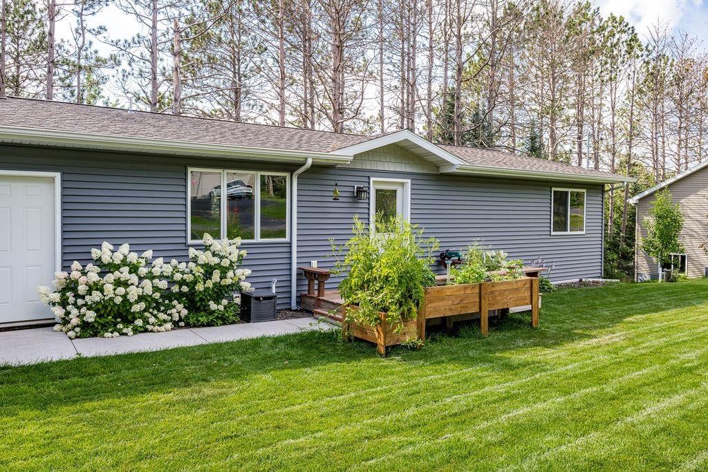 29 Hillside Road Esko, MN 55733 - Photo 31 of 34