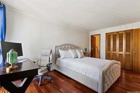 $865,000 | 1350 Ala Moana Boulevard, Unit 2711, Honolulu, HI 96814