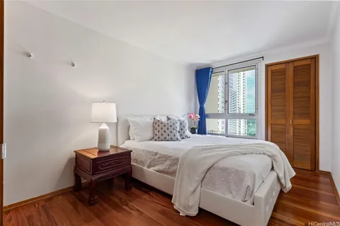 $865,000 | 1350 Ala Moana Boulevard, Unit 2711, Honolulu, HI 96814