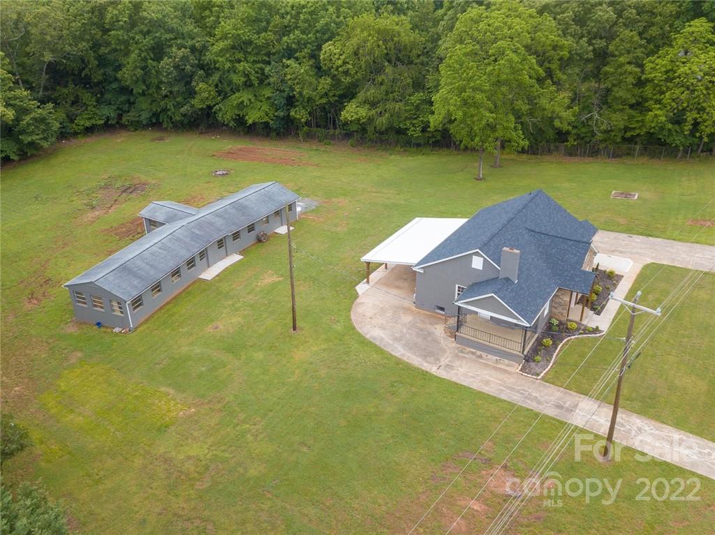 263 McCrary Place Lenoir, NC 28645 - Photo 36 of 40 an aerial view of a house with a lake view