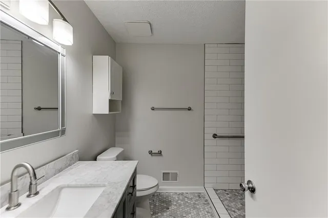 $319,900 | 59 Curry Creek Road, Jefferson, GA 30549