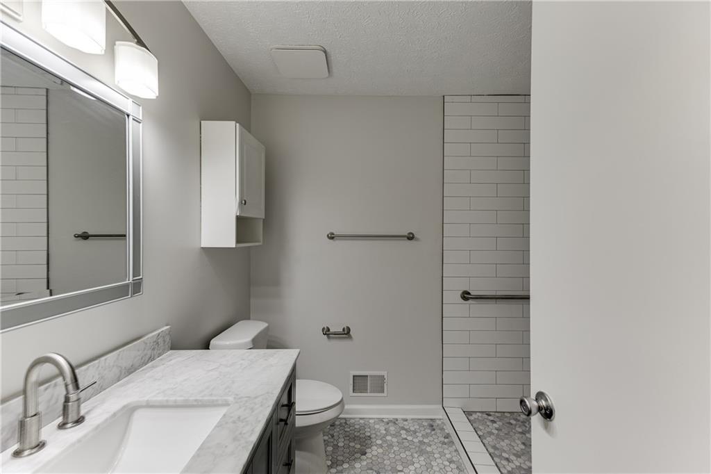 59 Curry Creek Road Jefferson, GA 30549 - Photo 30 of 41