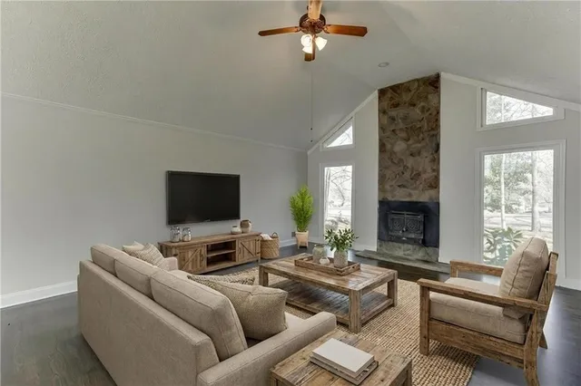 $319,900 | 59 Curry Creek Road, Jefferson, GA 30549