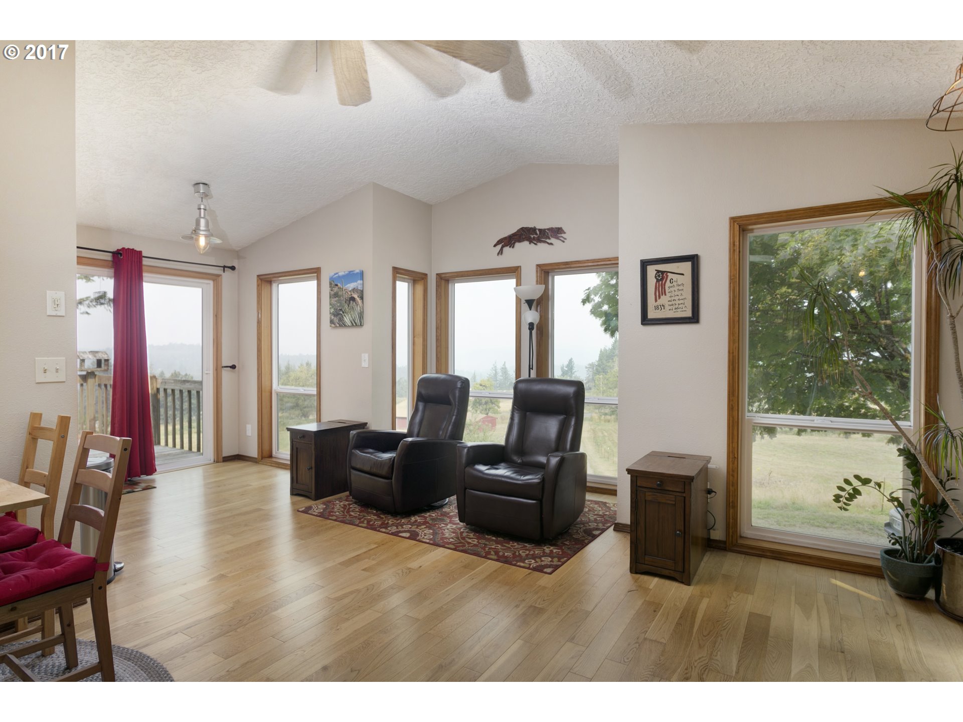 352 Mt Pleasant Road Washougal, WA 98671 - Photo 11 of 30 Gallery Image 11