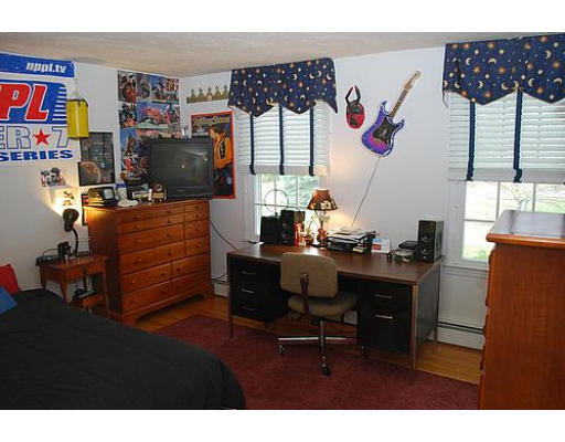 9 Estey Way Canton, MA 02021 - Photo 14 of 21 Gallery Image 14