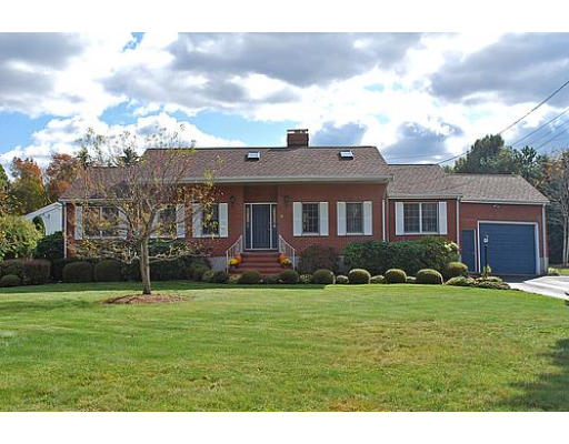 9 Estey Way Canton, MA 02021 - Photo 2 of 21 Gallery Image 2