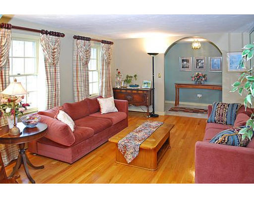 9 Estey Way Canton, MA 02021 - Photo 8 of 21 Gallery Image 8