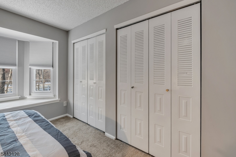 430 Poets Way Mahwah, NJ 07430 - Photo 22 of 25