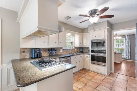 $348,000 | 15619 Pebble Bend Drive, Houston, TX 77068