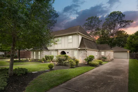 $348,000 | 15619 Pebble Bend Drive, Houston, TX 77068